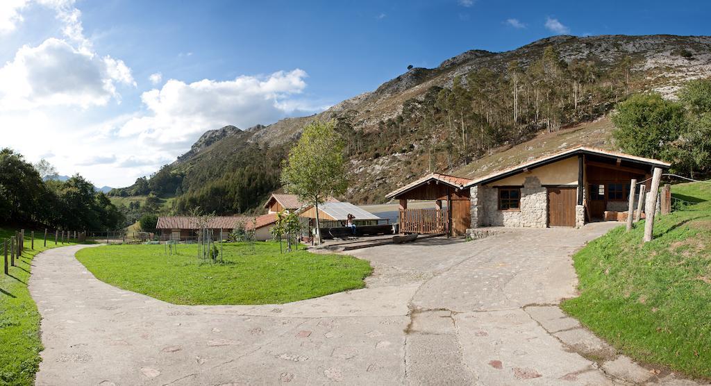 La Montana Magica Hotel Rural Vibano Extérieur photo